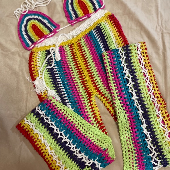 🎀Chrissy Rainbow Crochet Cover-Up Two Piece Set🎀 - Picture 3 of 3